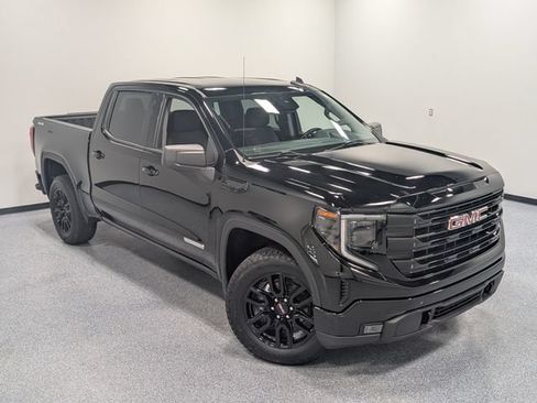 Used 2023 GMC Sierra 1500 Elevation AWD/4WD image 28