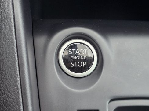 Certified 2025 Nissan Kicks Play S FWD image 21