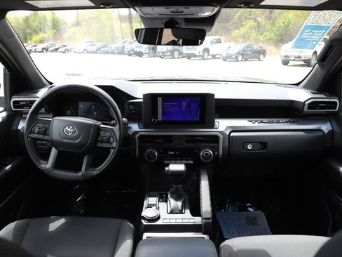 Used 2024 Toyota Tacoma SR5 AWD/4WD image 13