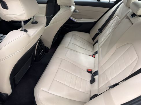 Used 2019 BMW 330i xDrive Sedan w/ Convenience Package AWD/4WD image 22