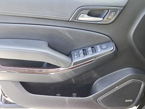 Used 2019 GMC Yukon SLE w/ SLE Value Package image 15