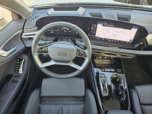 Used 2025 Audi A5 2.0T Premium Plus w/ Premium Plus AWD/4WD image 5