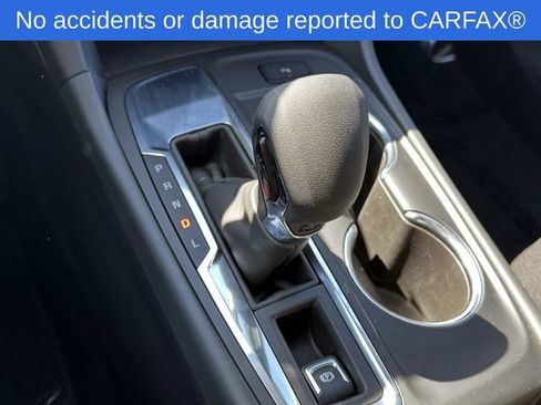 Certified 2022 Chevrolet Equinox LT FWD image 29