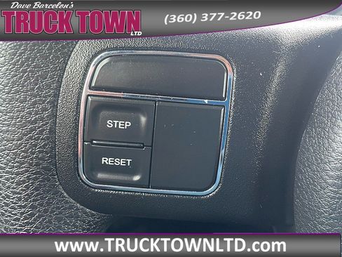 Used 2015 Jeep Wrangler Unlimited Sport w/ Max Tow Package AWD/4WD image 17