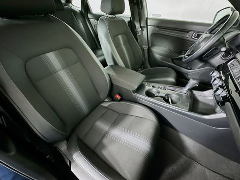 Used 2023 Honda Civic Sport image 28