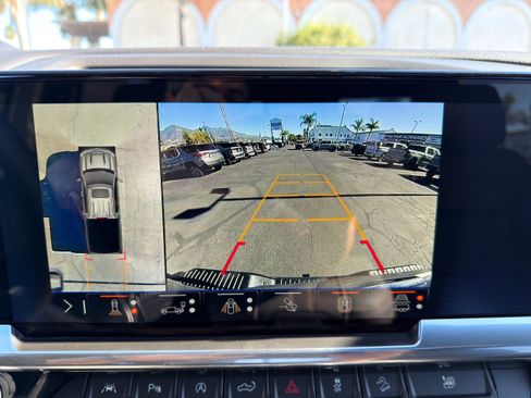 New 2026 Chevrolet Silverado 1500 High Country w/ Technology Package AWD/4WD image 47