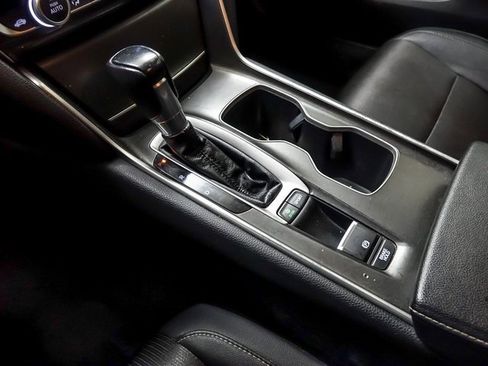 Used 2019 Honda Accord Sport image 21