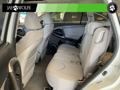 Used 2008 Toyota RAV4 Limited image 18