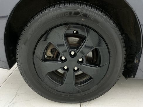 Used 2013 Toyota Prius Two FWD image 25