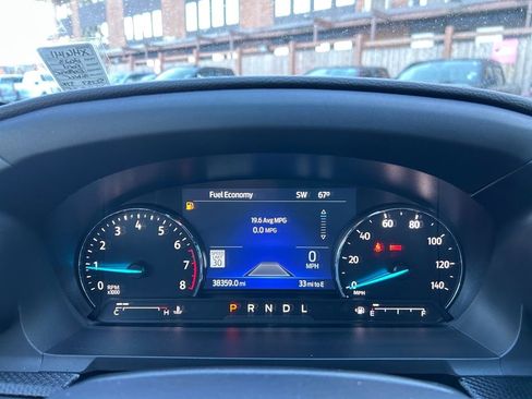Used 2023 Ford Explorer ST-Line AWD/4WD image 17