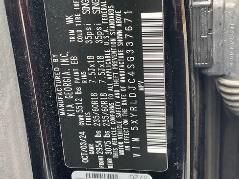 Used 2025 Kia Sorento S image 34