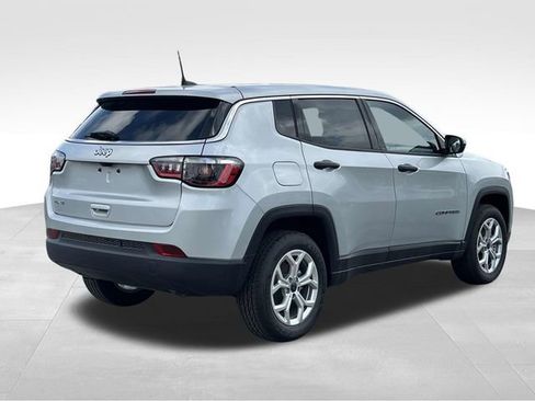 New 2025 Jeep Compass Sport image 7