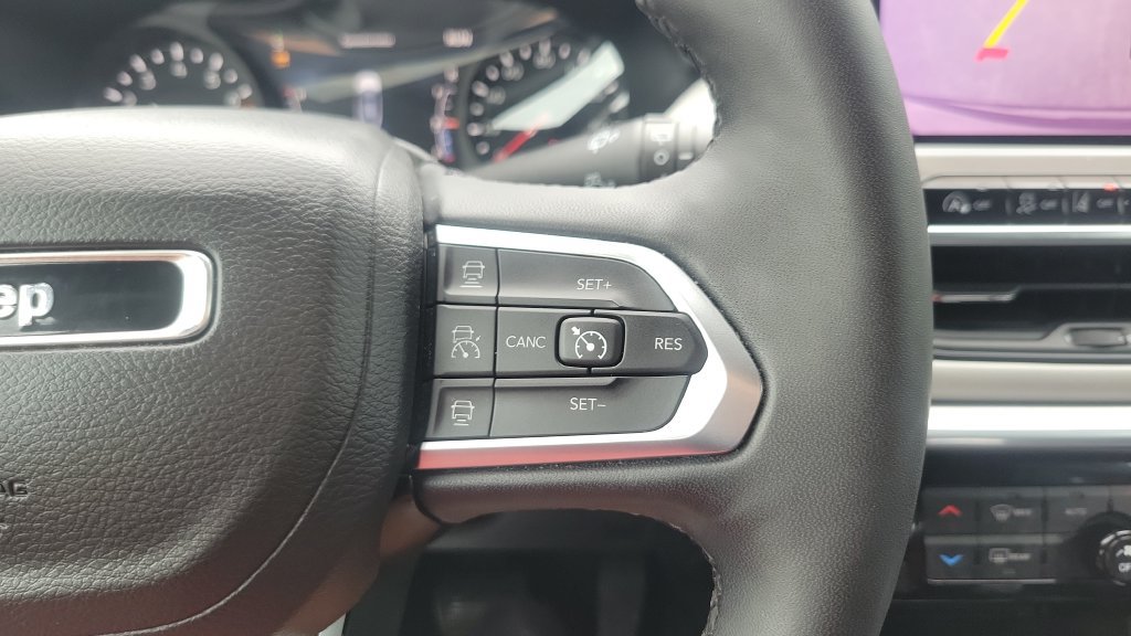 Used 2024 Jeep Compass Limited AWD/4WD image 21