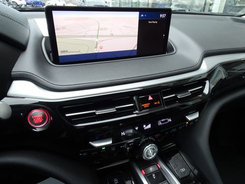 Used 2023 Acura MDX SH-AWD w/ Technology Package image 20