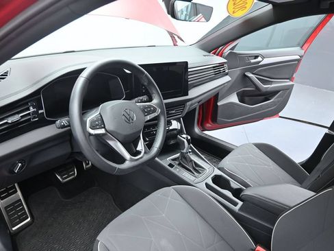 Used 2025 Volkswagen Jetta Sport FWD image 14