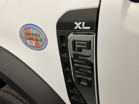 New 2026 Ford F550 4x4 Regular Cab Super Duty image 28