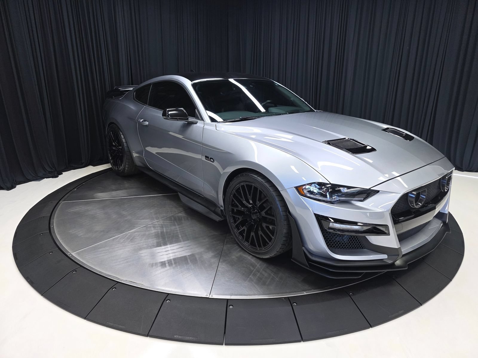 Used 2023 Ford Mustang GT Premium w/ Equipment Group 401A RWD image 16