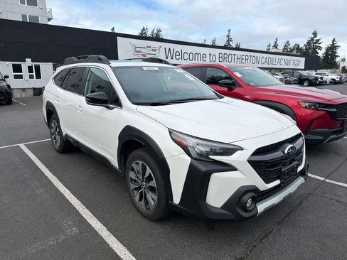 Used 2024 Subaru Outback Limited image 3
