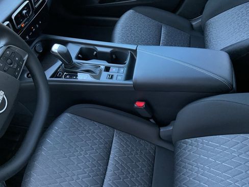 New 2026 Nissan Sentra SV w/ Floor Mat Package image 33