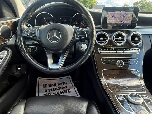 Used 2017 Mercedes-Benz C 300 4MATIC Sedan image 29