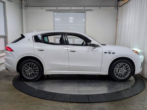 Used 2024 Maserati Grecale GT AWD/4WD image 10