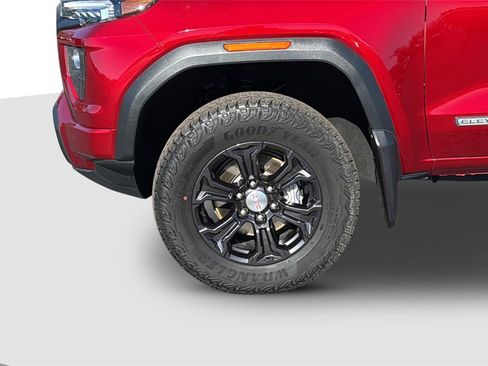 Used 2024 GMC Canyon Elevation image 21
