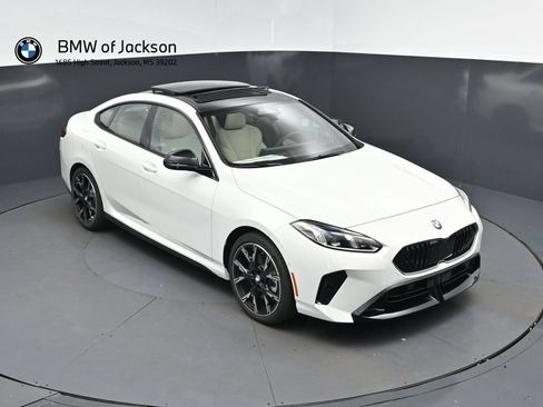 New 2026 BMW 228i w/ Technology Package FWD image 1