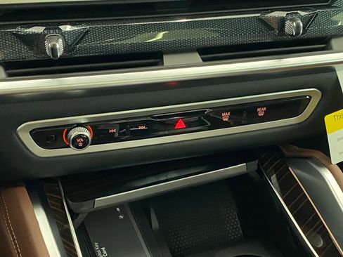 New 2026 BMW X6 xDrive40i w/ Climate Comfort Package image 18