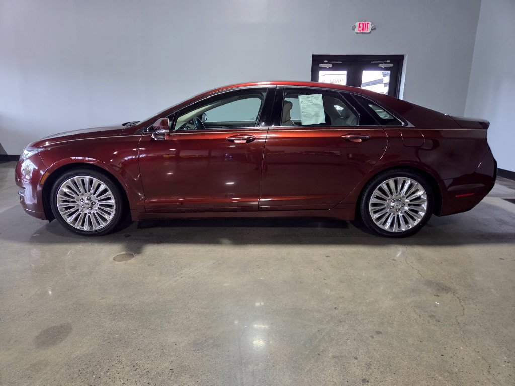Used 2016 Lincoln MKZ w/ Equipment Group 300A Reserve FWD image 5
