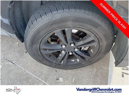 Used 2015 Chevrolet Equinox LT w/ Driver Convenience Package FWD image 5
