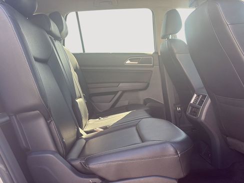 Used 2018 Volkswagen Atlas SE FWD image 15