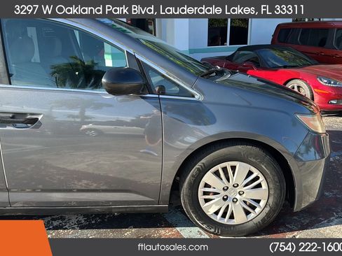 Used 2014 Honda Odyssey LX image 12
