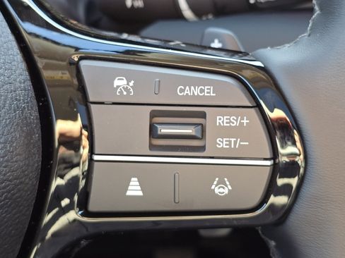 New 2025 Honda Pilot Touring image 33