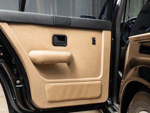 Used 1988 BMW M5 image 62