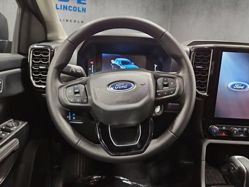New 2026 Ford Ranger XLT w/ Black Appearance Package AWD/4WD image 10