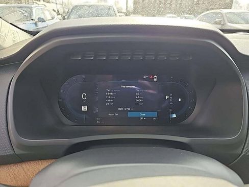 Used 2025 Volvo XC90 B6 Plus image 15