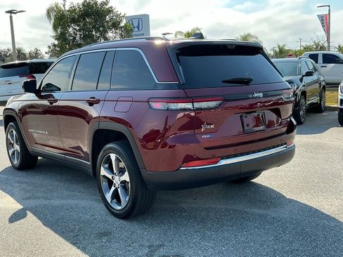 Used 2023 Jeep Grand Cherokee 4WD 4xe w/ Luxury Tech Group II image 5