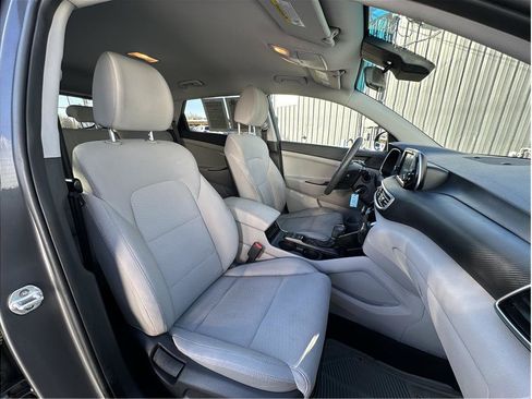 Used 2019 Hyundai Tucson SE image 15