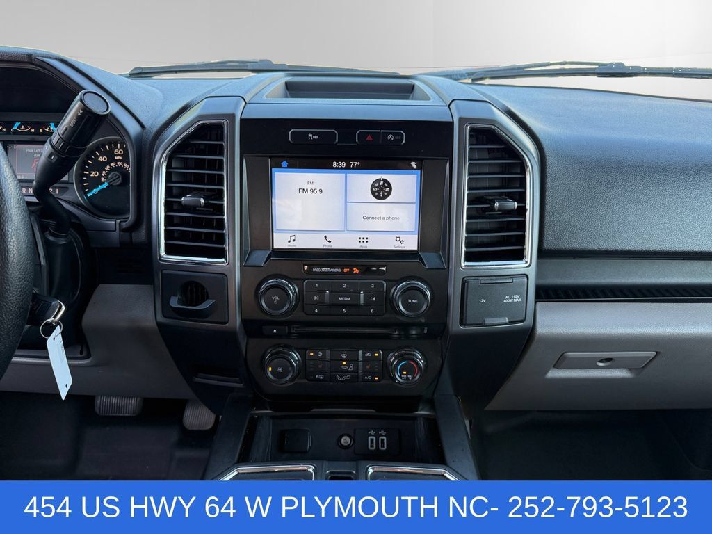 Used 2016 Ford F150 XLT w/ Equipment Group 302A Luxury RWD image 11