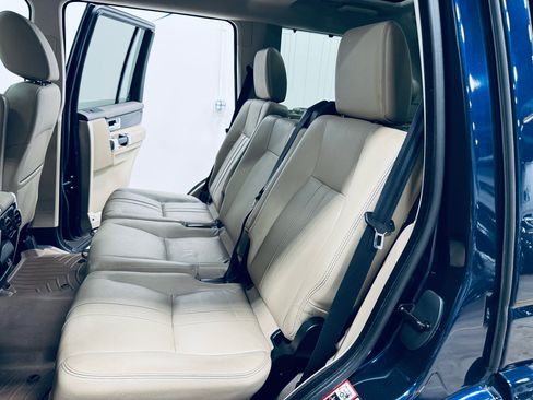 Used 2016 Land Rover LR4 HSE image 34