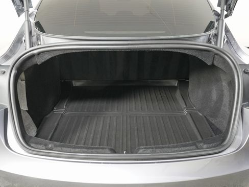 Used 2025 Tesla Model 3 Long Range image 12