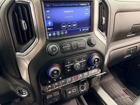 Certified 2019 Chevrolet Silverado 1500 LTZ w/ LTZ Premium Package AWD/4WD image 13