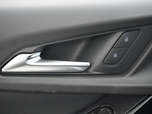 New 2026 Chevrolet Equinox LT image 14