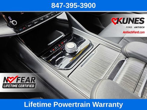Used 2024 Jeep Wagoneer Series II w/ Flexible Seating Group AWD/4WD image 38