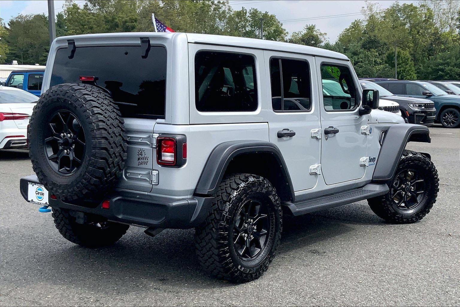 Certified 2024 Jeep Wrangler Unlimited AWD/4WD image 12