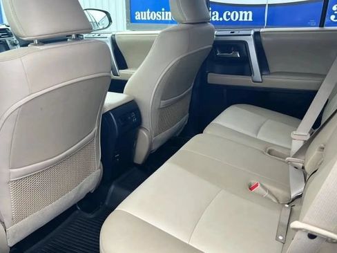 Used 2018 Toyota 4Runner SR5 Premium AWD/4WD image 13