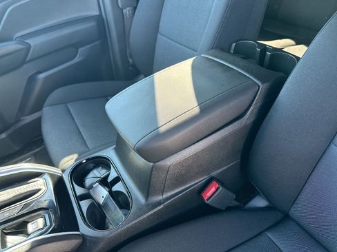 Used 2026 Chevrolet Colorado Trail Boss AWD/4WD image 21