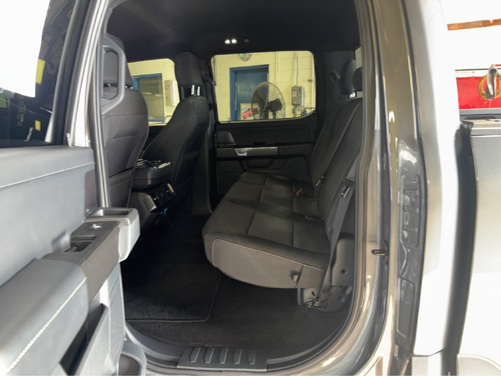 Used 2022 Ford F150 XLT w/ Equipment Group 302A High AWD/4WD image 13