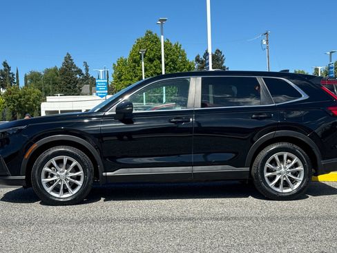 Used 2023 Honda CR-V EX image 2