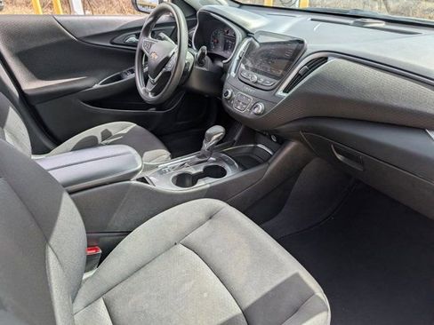 Used 2023 Chevrolet Malibu LT image 31
